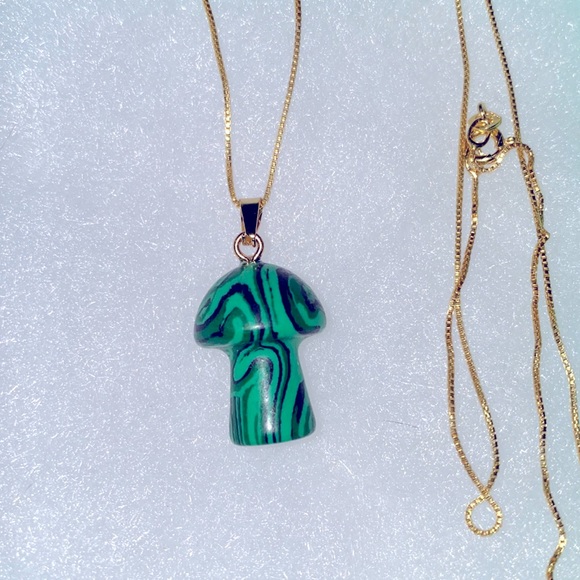 Boho Hippie Psychedelic Mushroom 🍄 Malachite Gold Plated Silver 24” N… - Picture 5 of 6